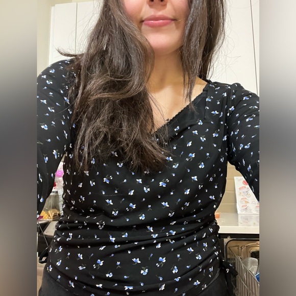 Black and Blue floral Michael Kors blouse - Picture 2 of 5